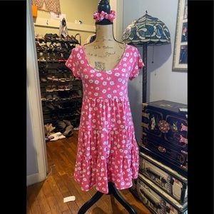 Soft cotton summer dress with scrunchie.